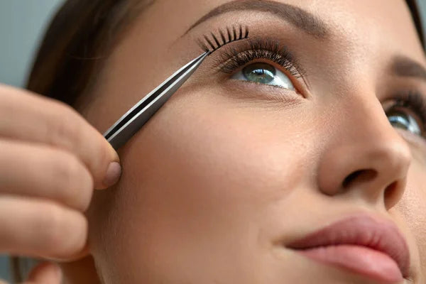 The Science Behind Eyelash Growth: Understanding How Extensions Impact Natural Lashes