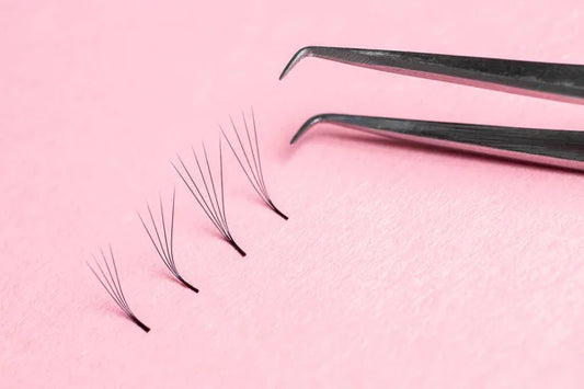 Preparing Your Tools: How to Properly Disinfect and Sterilize Eyelash Extension Tweezers