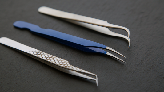 The Ultimate Tweezer Selection Guide for Lash Artists: Finding Your Perfect Pair